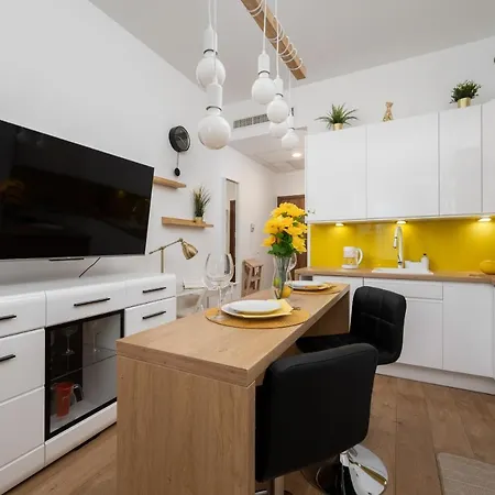 Marina Na Grobli By Renters Breslavia